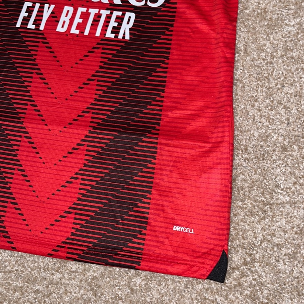 Puma AC Milan Rafael Leao 2023/2024 Men’s Home Soccer Jersey🆕 - Picture 9 of 10